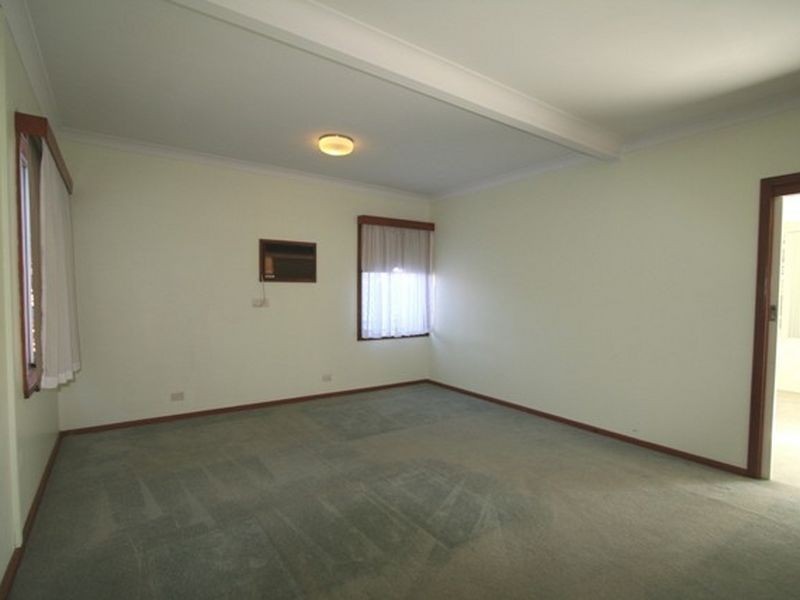 18 Elizabeth Street, Kingsgrove NSW 2208