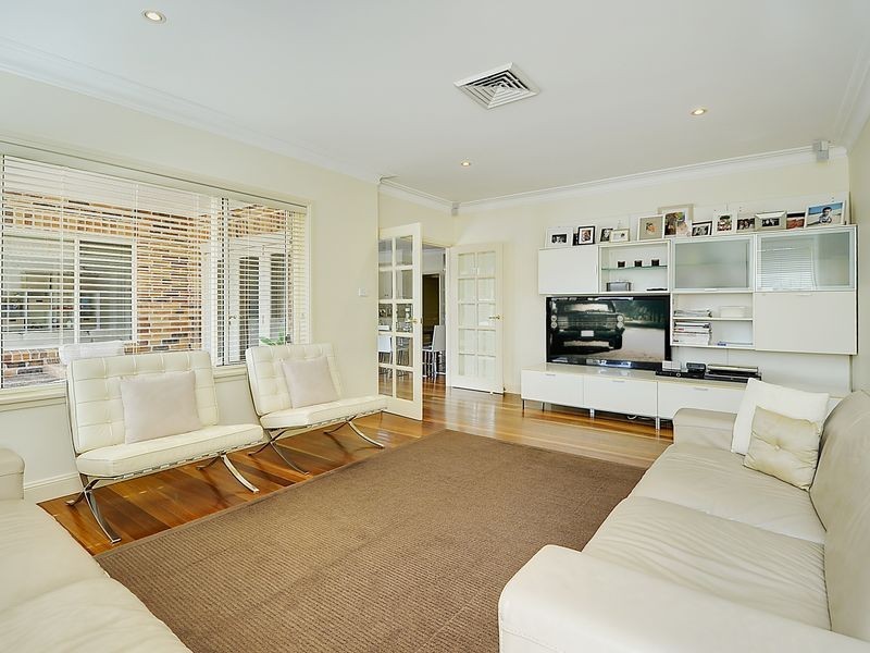 36 Gray Spence Cres, West Pennant Hills NSW 2125