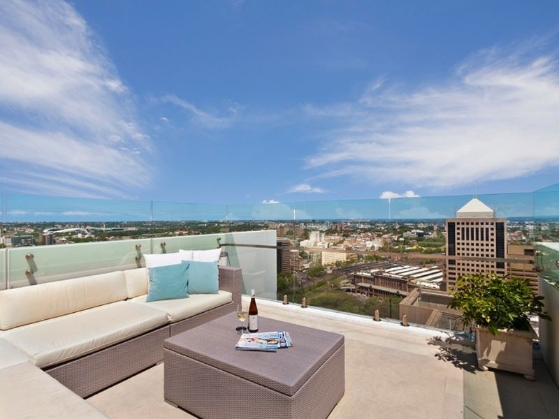 2 Cunningham St, Sydney NSW 2000