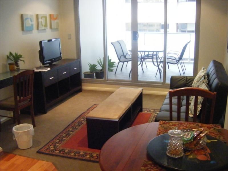 2 Cunningham Street, Sydney NSW 2000