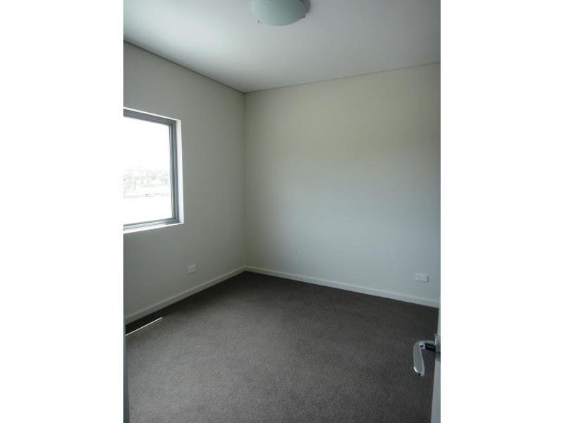 52-76 Rowe St, Eastwood NSW 2122