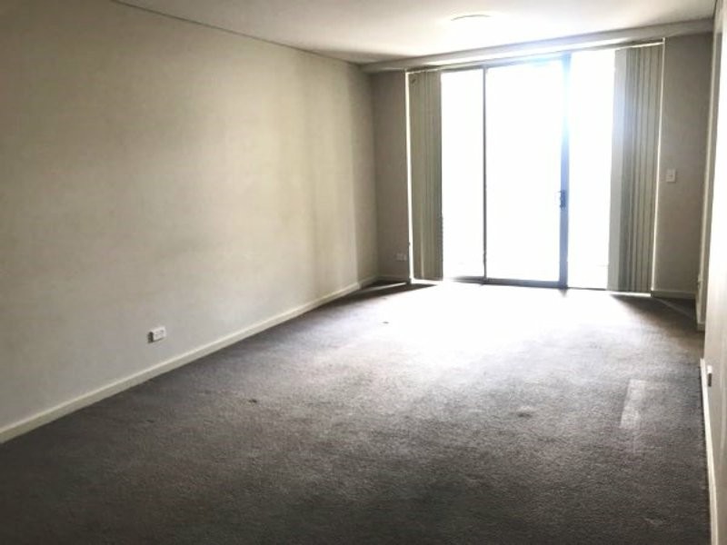 52-76 Rowe St, Eastwood NSW 2122