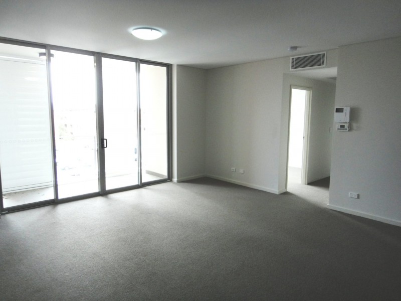 52-76 Rowe St, Eastwood NSW 2122