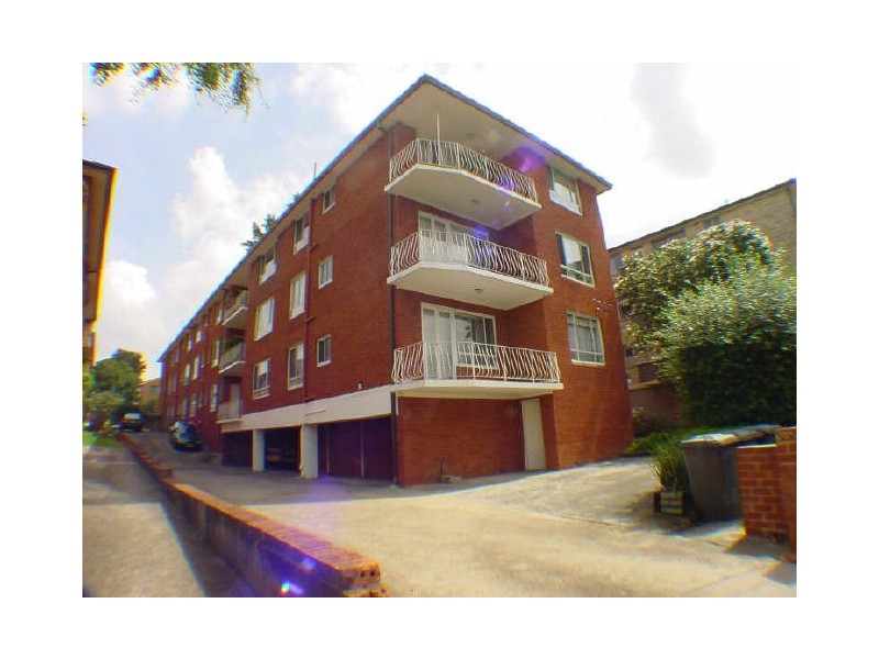 27 Wharf Road (2BR+C), Gladesville NSW 2111