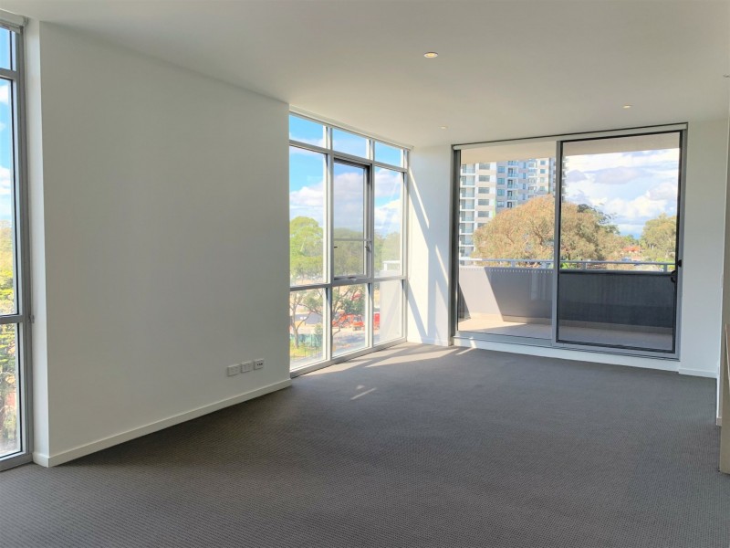 Apartment 606/1 Saunders Close, Macquarie Park NSW 2113