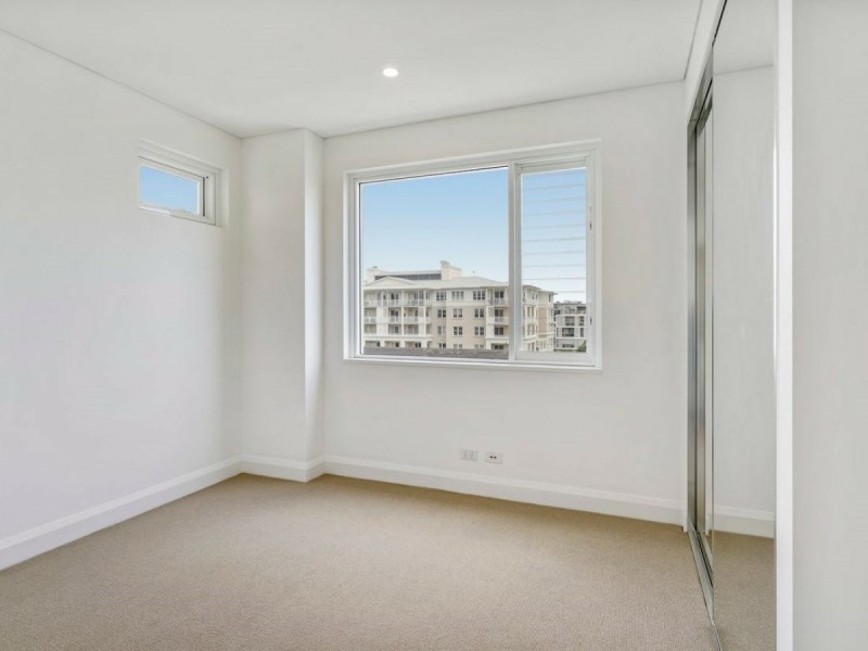 17 Woodlands Ave, Breakfast Point NSW 2137