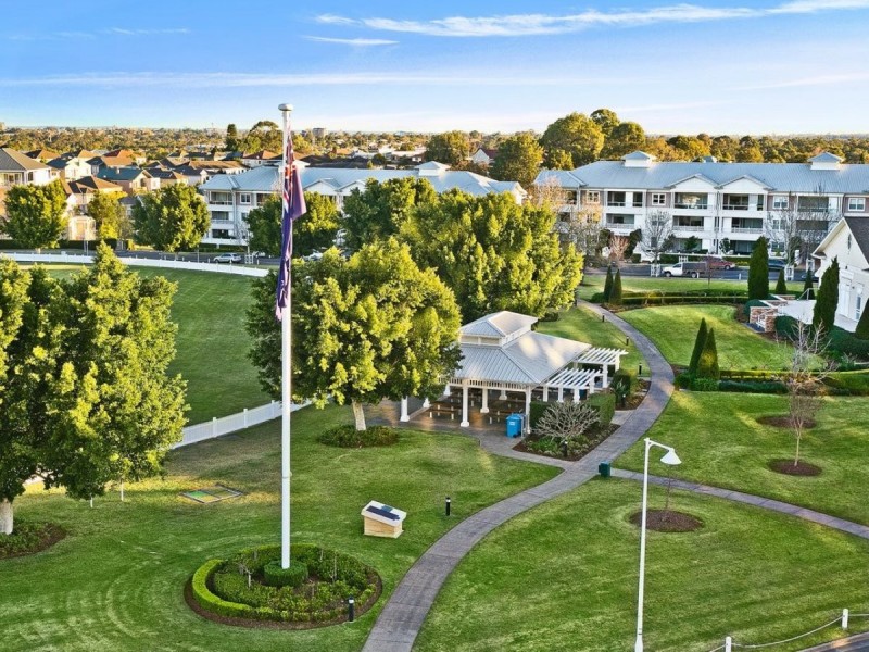 17 Woodlands Ave, Breakfast Point NSW 2137