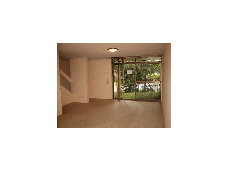 37 Khartoum Rd (2BR+C), Macquarie Park NSW 2113