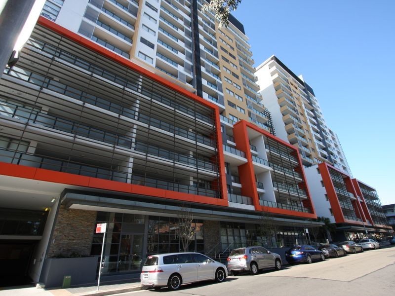 8 Cowper Street, Parramatta NSW 2150