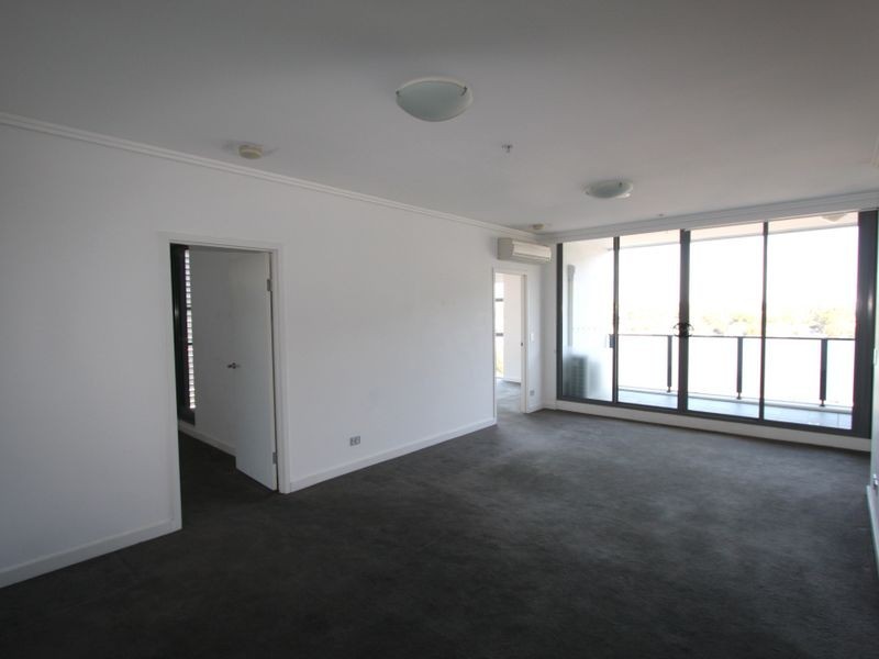 8 Cowper Street, Parramatta NSW 2150