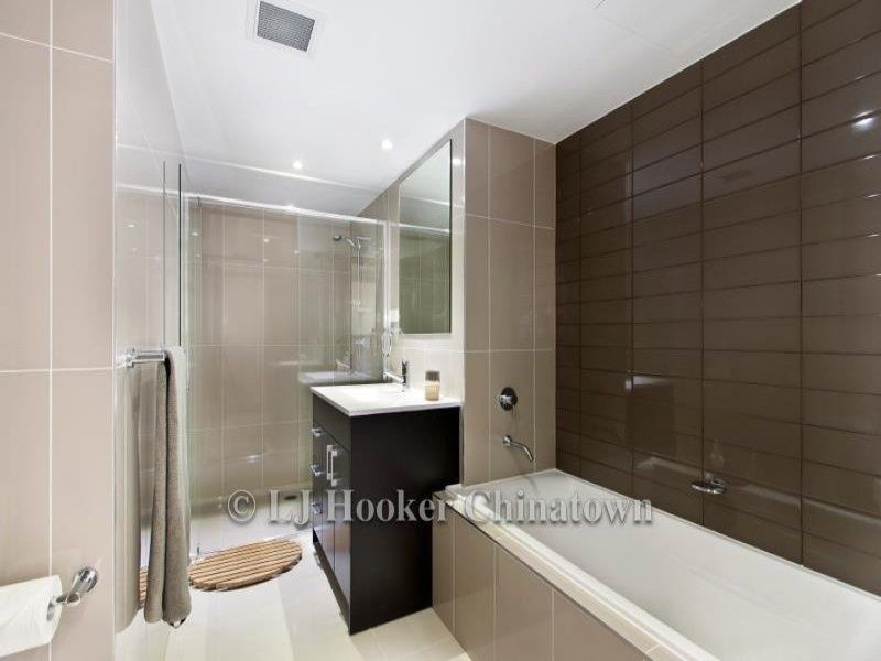 52-76 Rowe St, Eastwood NSW 2122