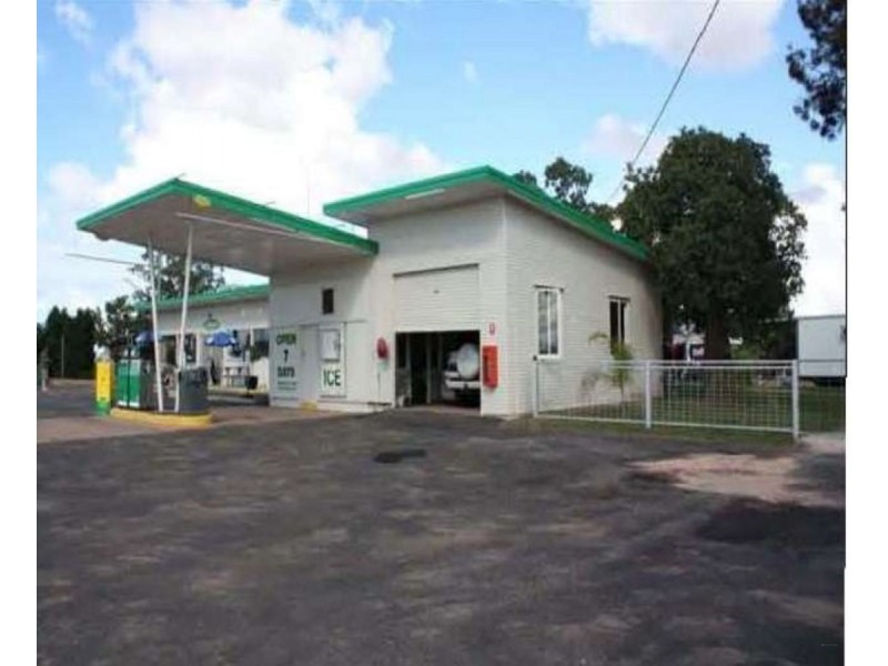 BP Roadhou 16 Wambo Street, Condamine QLD 4416