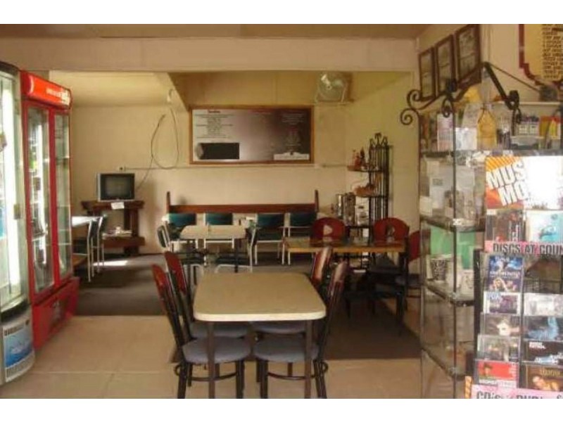 BP Roadhou 16 Wambo Street, Condamine QLD 4416