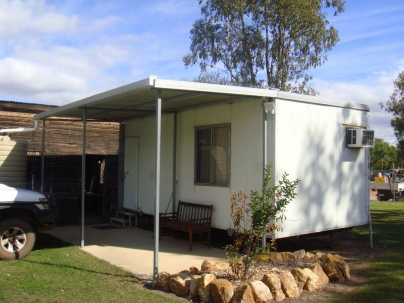 BP Roadhou 16 Wambo Street, Condamine QLD 4416