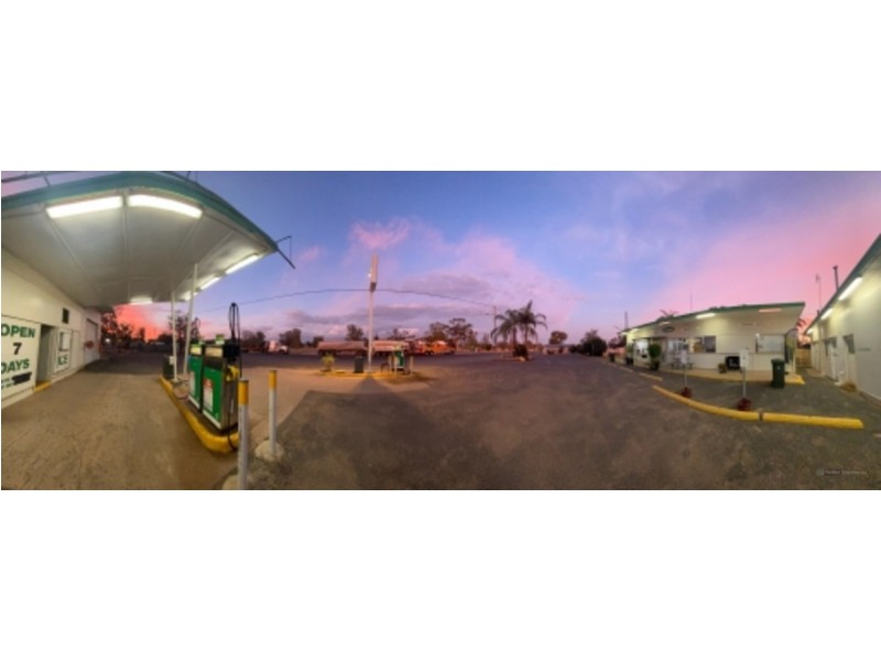 BP Roadhou 16 Wambo Street, Condamine QLD 4416