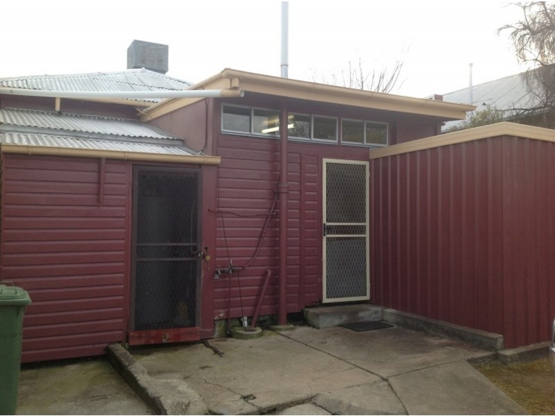 1 – Texas Butchery, Texas NSW 4385