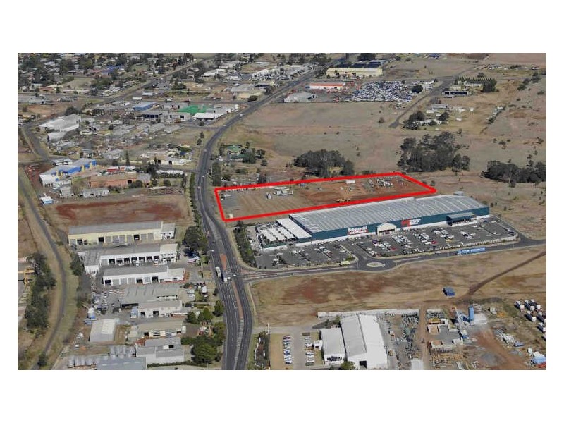 373 Anzac Avenue, Harristown QLD 4350