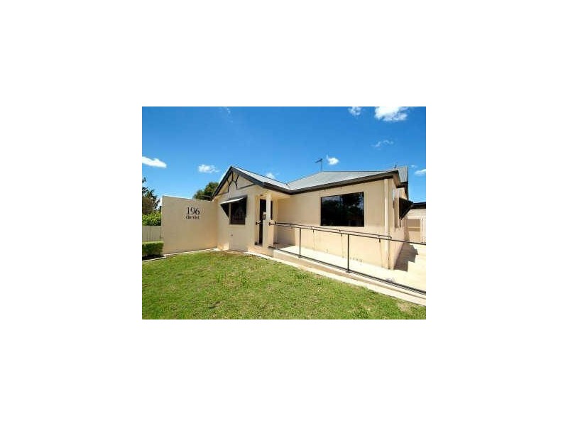 196 Hume Street, Toowoomba QLD 4350