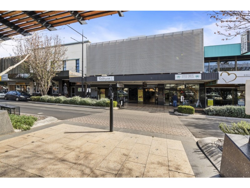 Shop 17 & 18/461 Ruthven Street, Toowoomba City QLD 4350