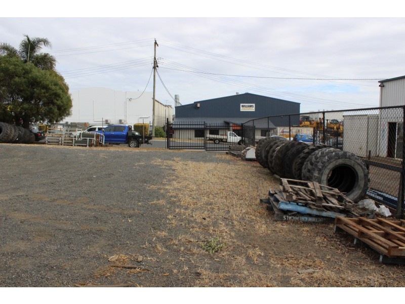 11 Carrington Road, Torrington QLD 4350