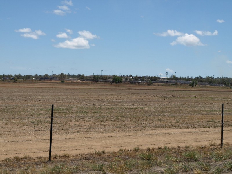 10 Fleming Drive, Roma QLD 4455