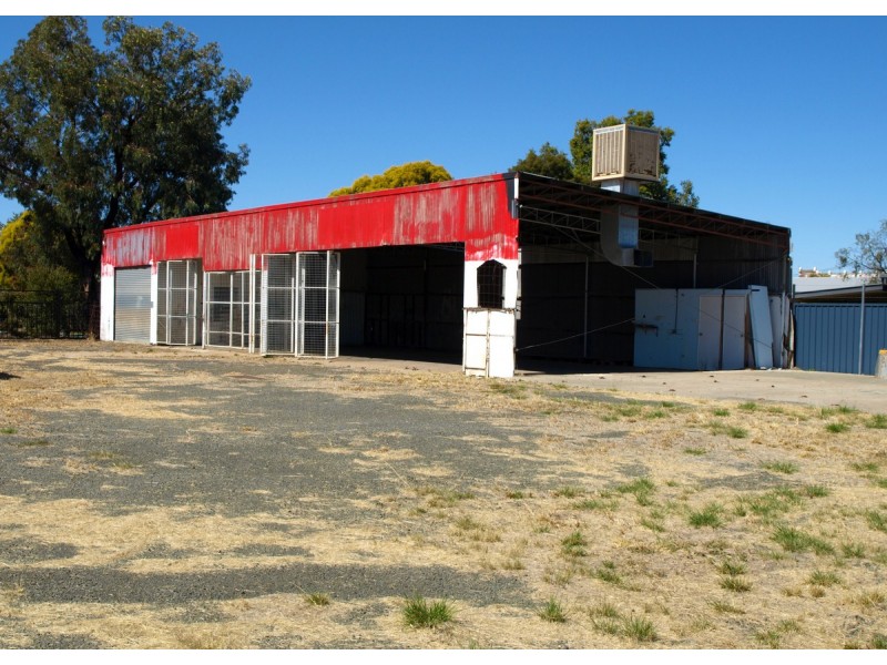 18 Quintin Street, Roma QLD 4455