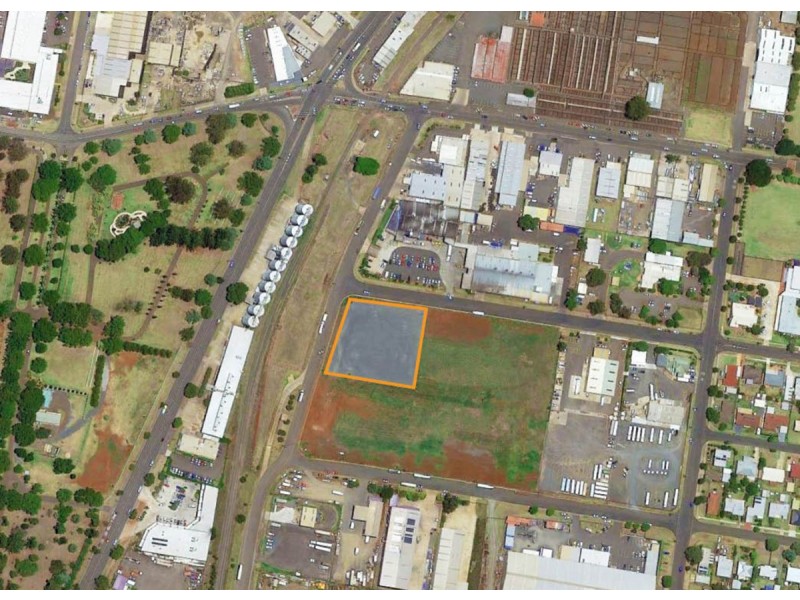 20-32 Condamine Street, Harristown QLD 4350