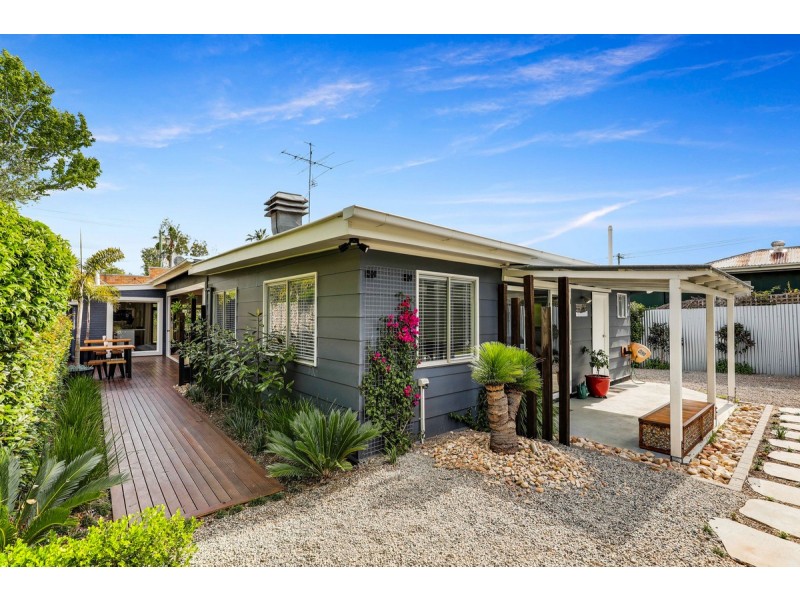21 Bridge Street, East Toowoomba QLD 4350