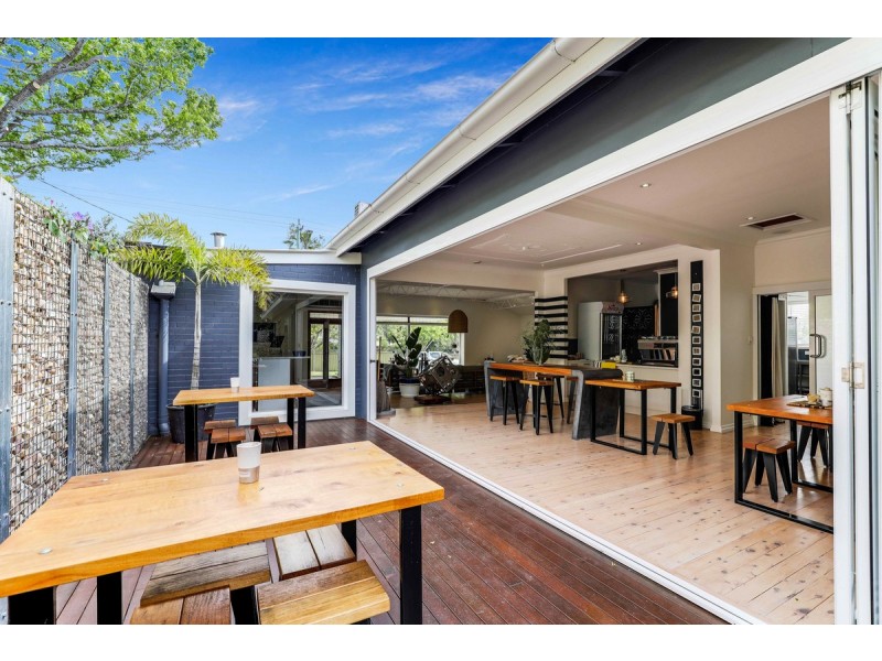21 Bridge Street, East Toowoomba QLD 4350