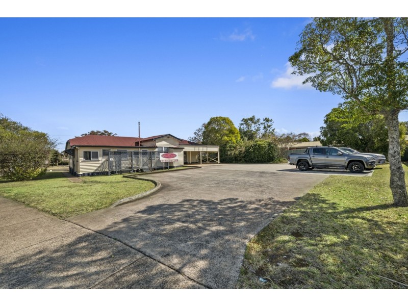 417 Bridge Street, Wilsonton QLD 4350
