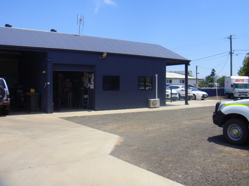 8 Inverai Road, Chinchilla QLD 4413