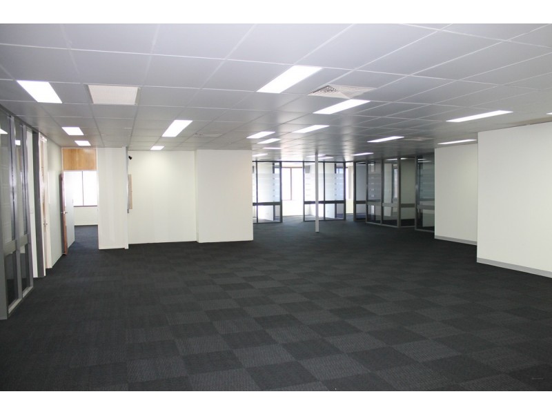 566 Ruthven Street, Toowoomba City QLD 4350