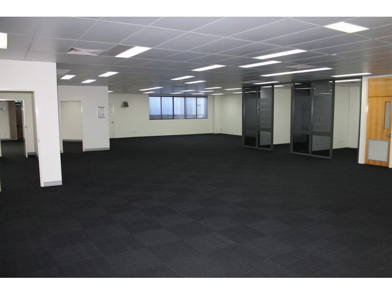 566 Ruthven Street, Toowoomba City QLD 4350