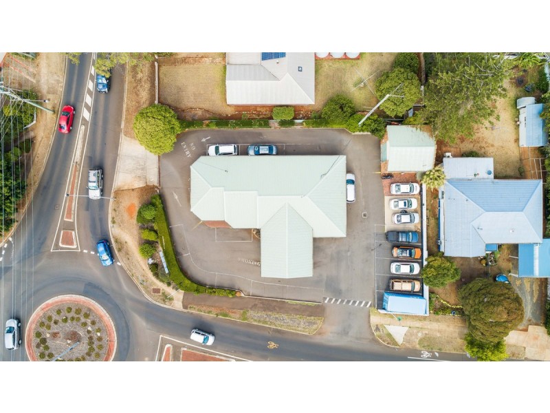 84 Drayton Road, Harristown QLD 4350