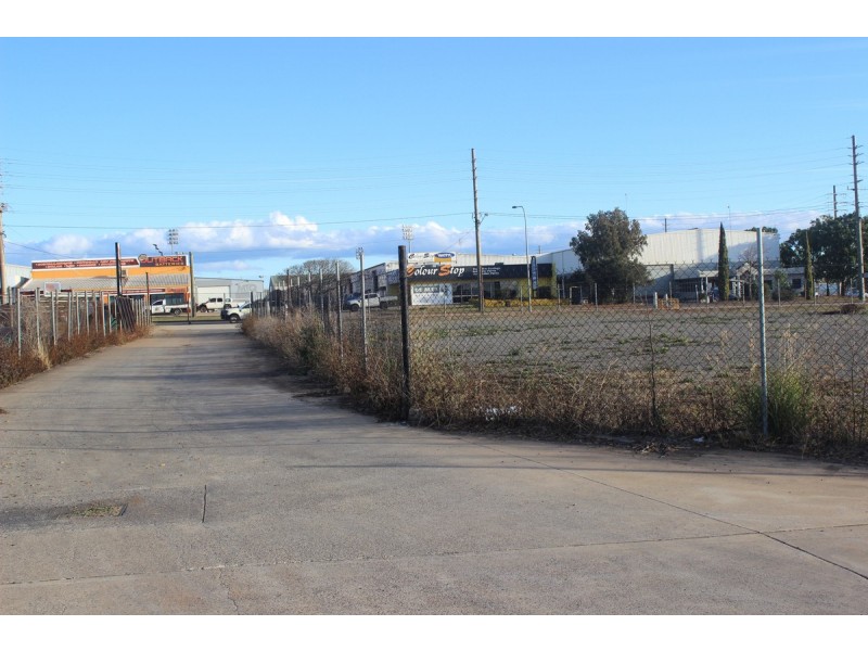 530-536 Boundary Street cnr Taylor Street, Wilsonton QLD 4350