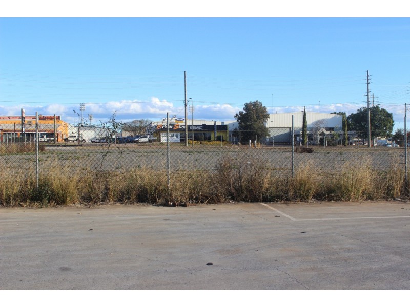 530-536 Boundary Street cnr Taylor Street, Wilsonton QLD 4350
