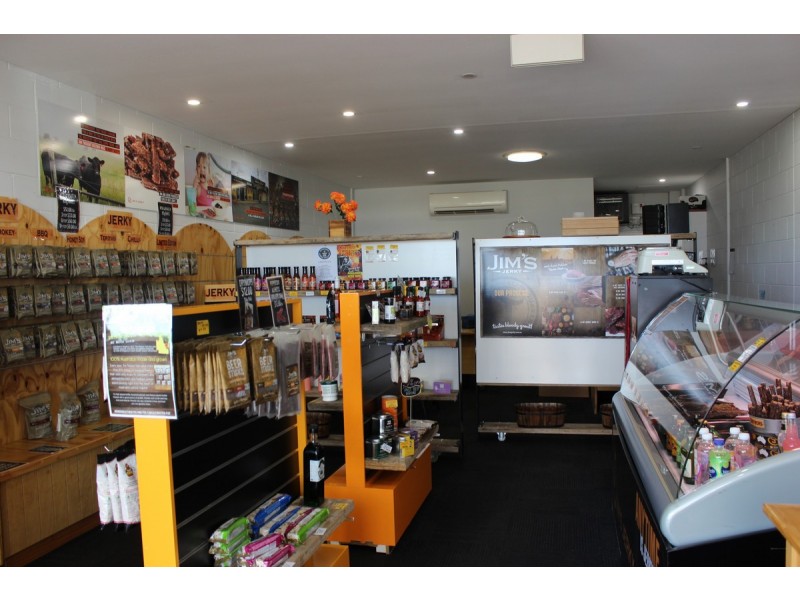 Shop 3/182 Hume Street, Toowoomba QLD 4350