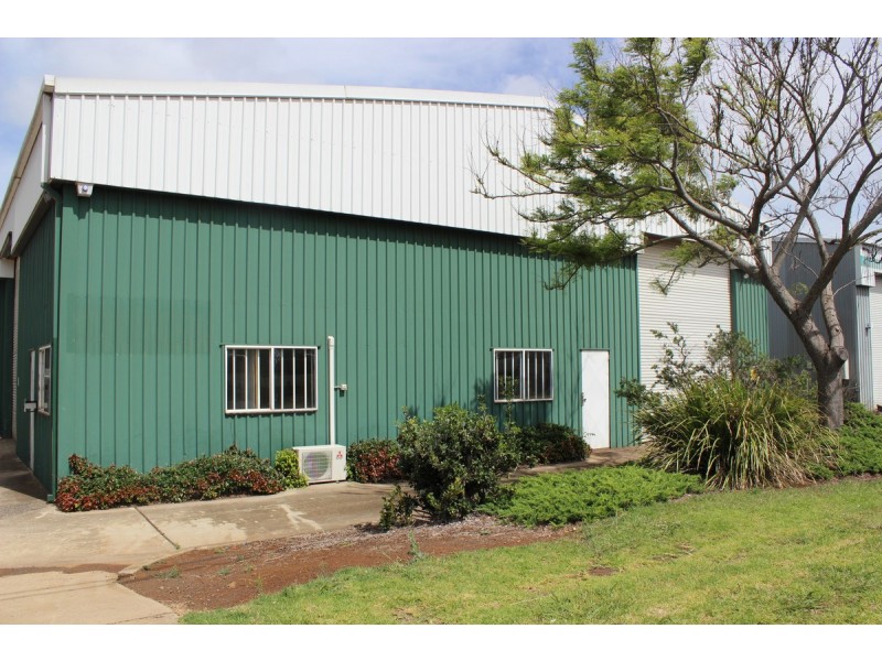 5 Struan Court, Wilsonton QLD 4350