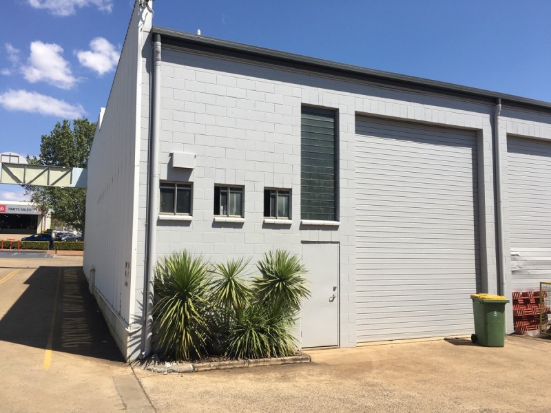 4/161 James Street, South Toowoomba QLD 4350