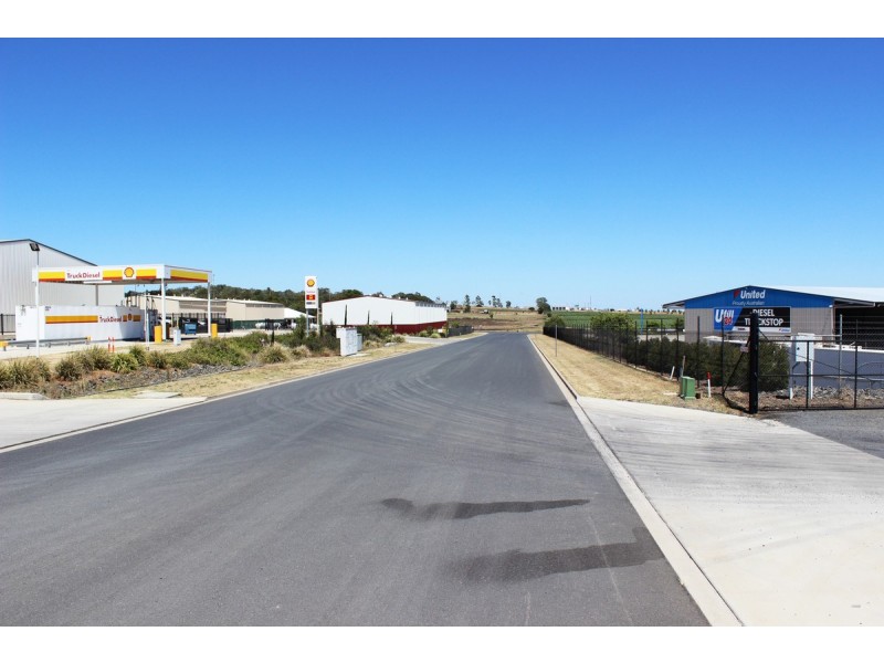 Lot 9/57 Heinemann Road, Wellcamp QLD 4350