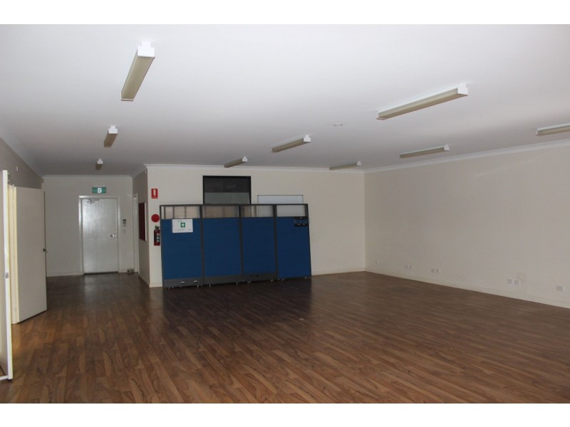 17 Kitchener Street, East Toowoomba QLD 4350
