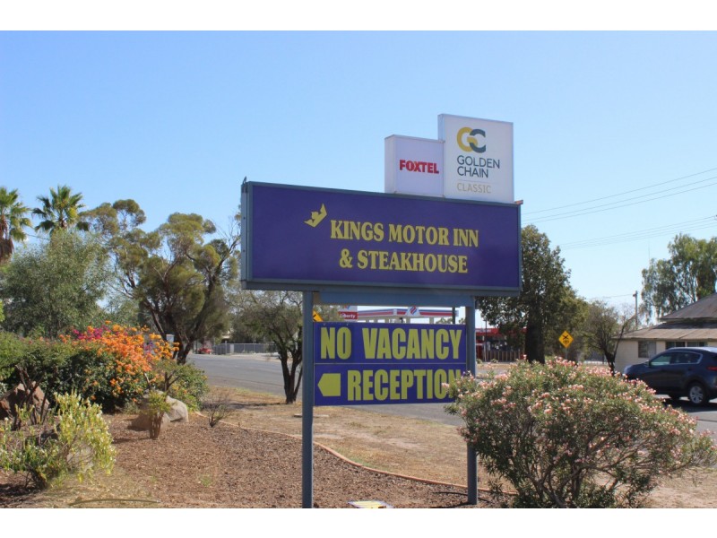 75-77 Quintin Street, Roma QLD 4455