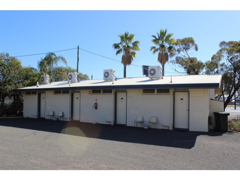 75-77 Quintin Street, Roma QLD 4455