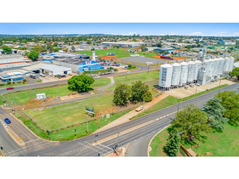 186a Anzac Avenue, Harristown QLD 4350