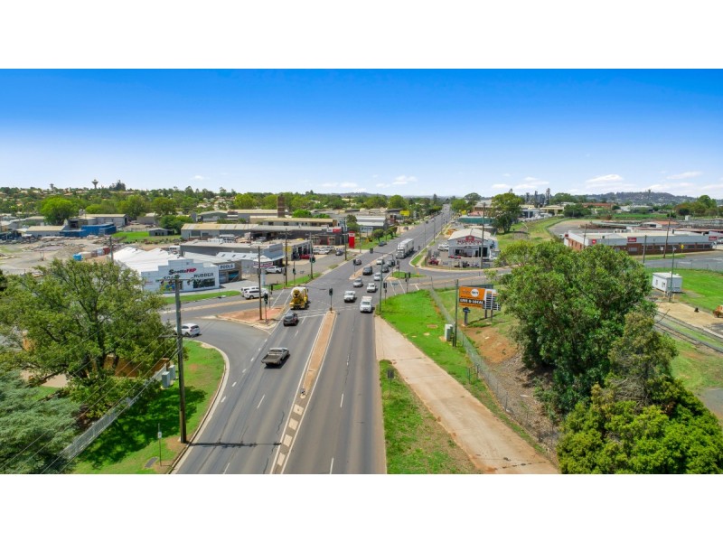 186a Anzac Avenue, Harristown QLD 4350