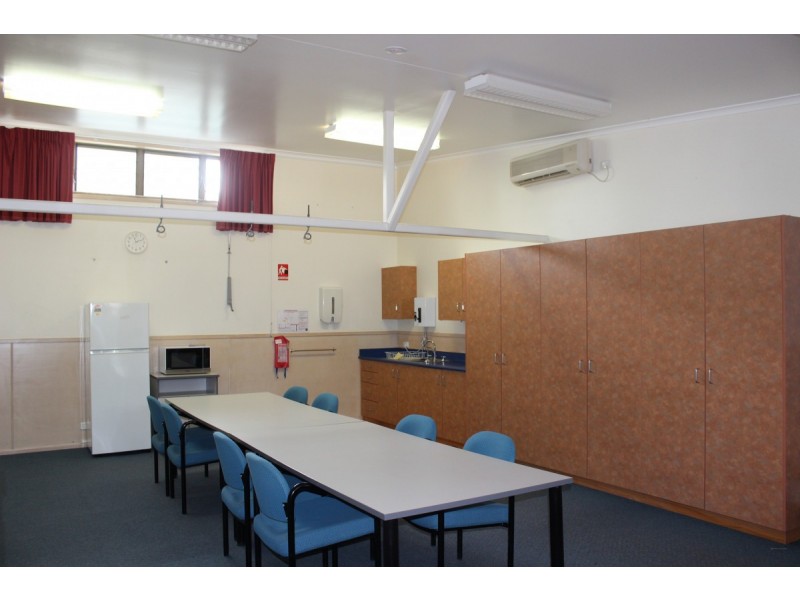 Building 2/154 James Street, South Toowoomba QLD 4350