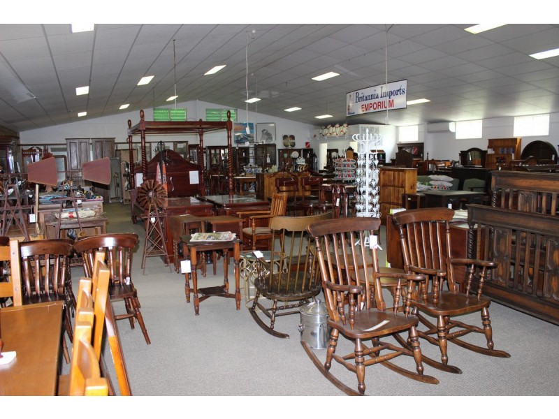 8506 Warrego Highway, Withcott QLD 4352