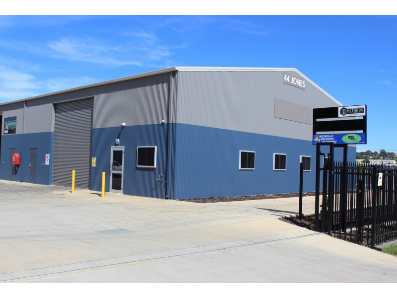 1/44 Jones Street, Harlaxton QLD 4350