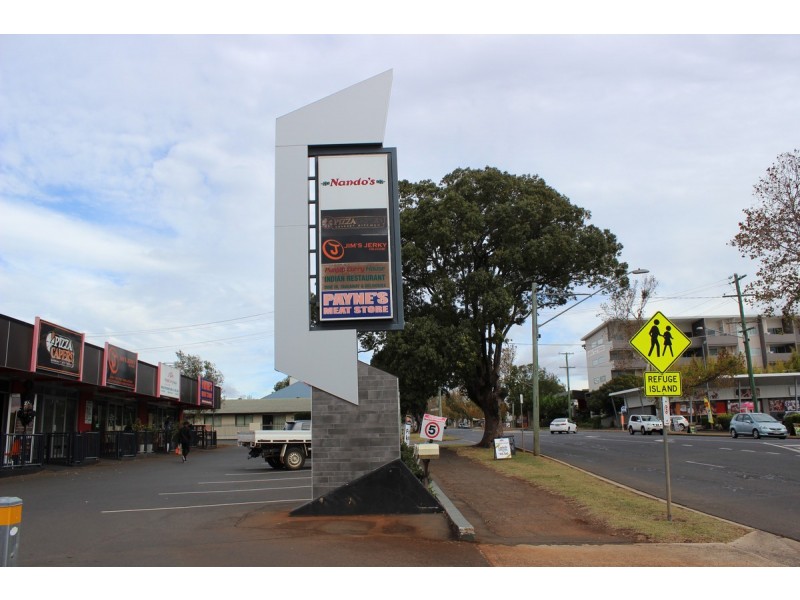 Shop 1/182 Hume Street, East Toowoomba QLD 4350