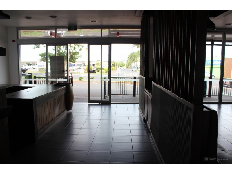 Shop 1/182 Hume Street, East Toowoomba QLD 4350